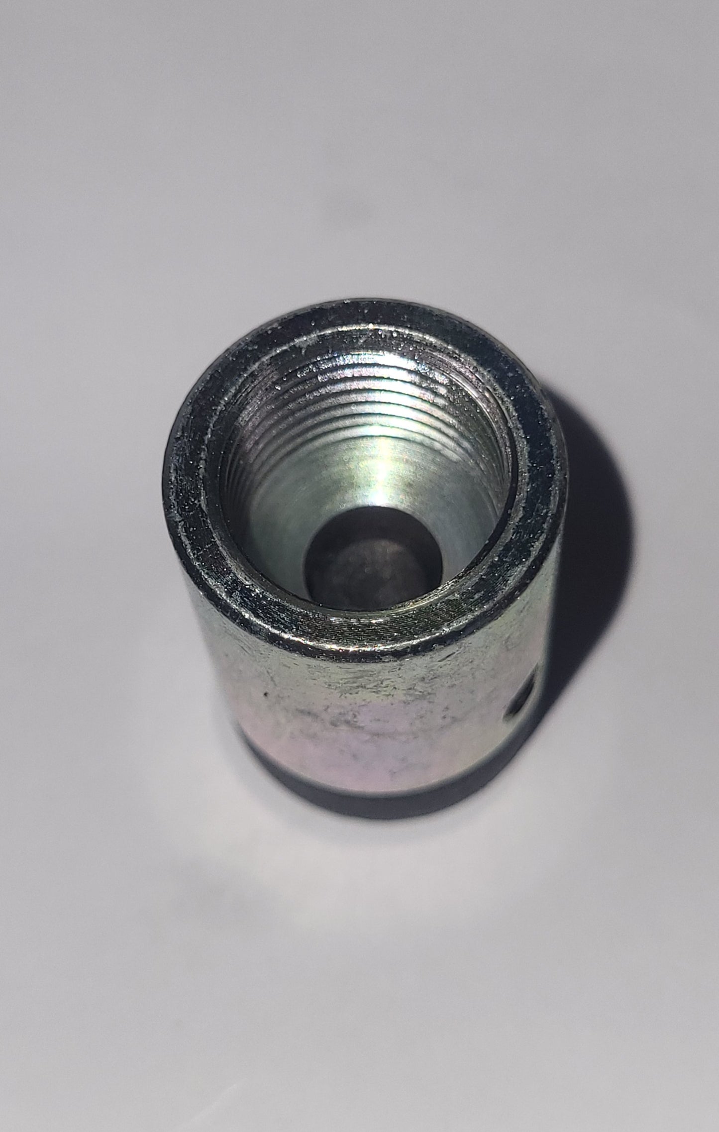 Anti torque button holder